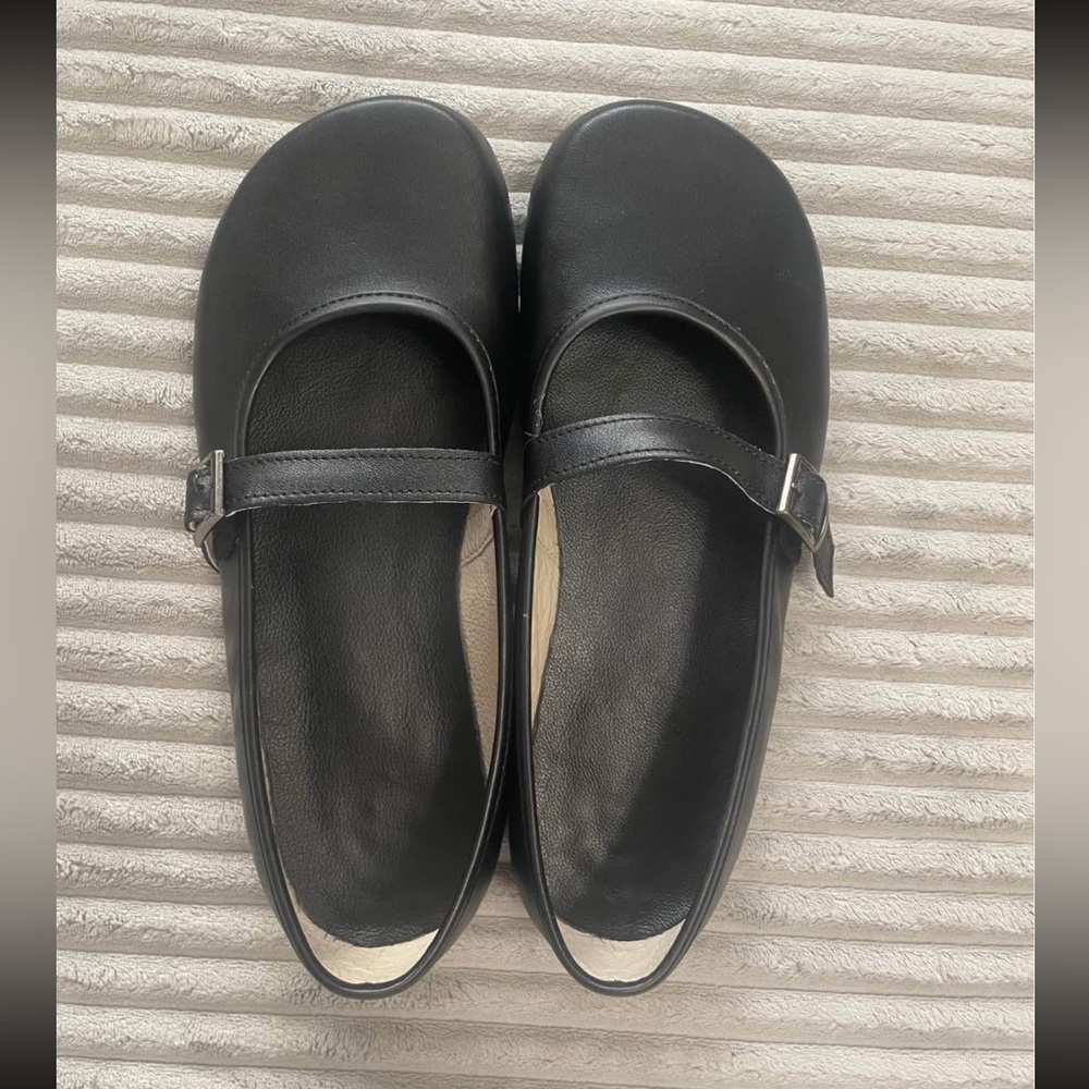 Tadeevo Minimalist Mary Jane Flats